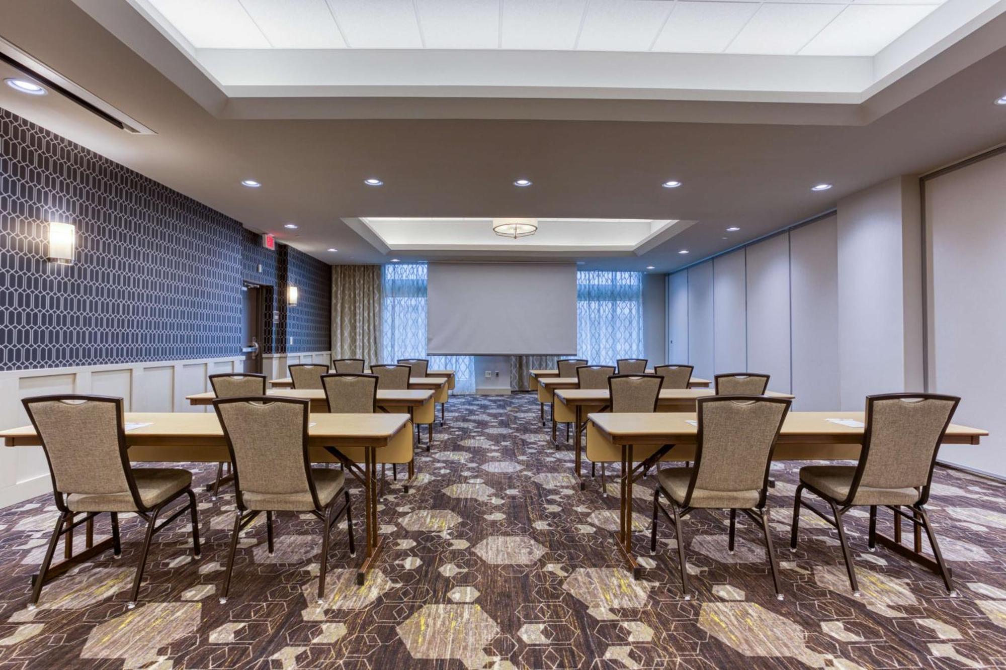 Drury Inn & Suites Cleveland Beachwood Buitenkant foto