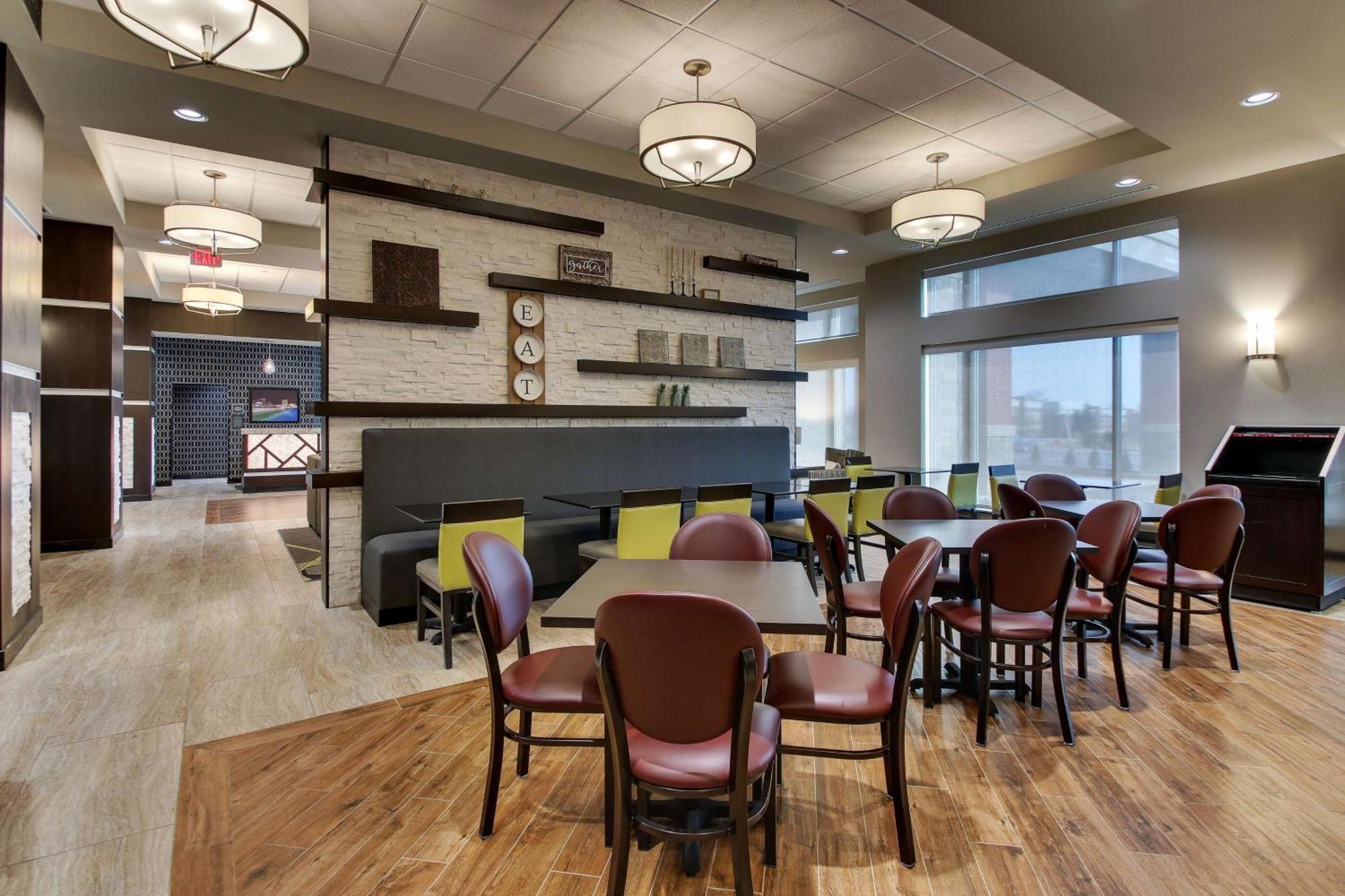 Drury Inn & Suites Cleveland Beachwood Buitenkant foto