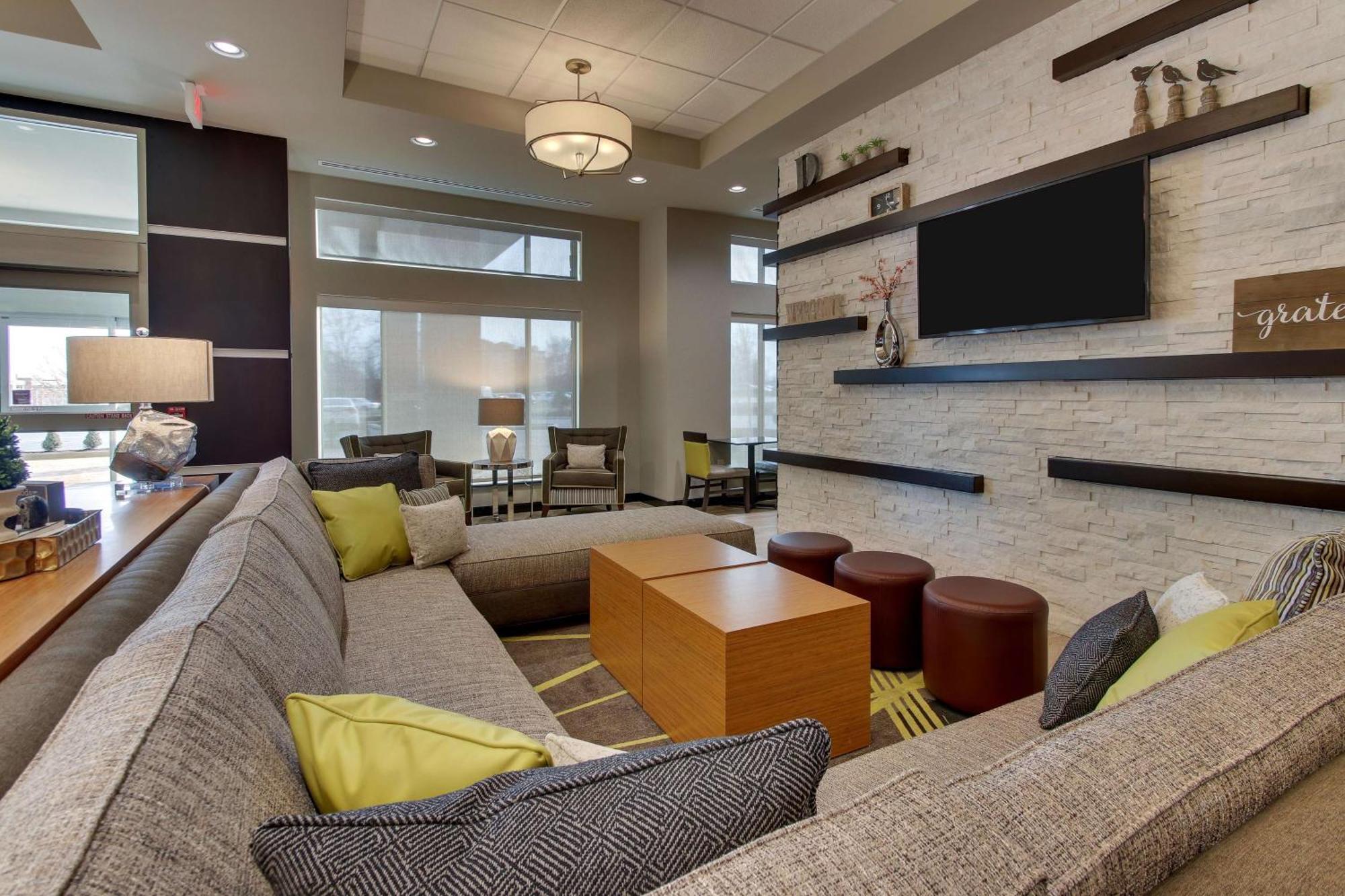 Drury Inn & Suites Cleveland Beachwood Buitenkant foto