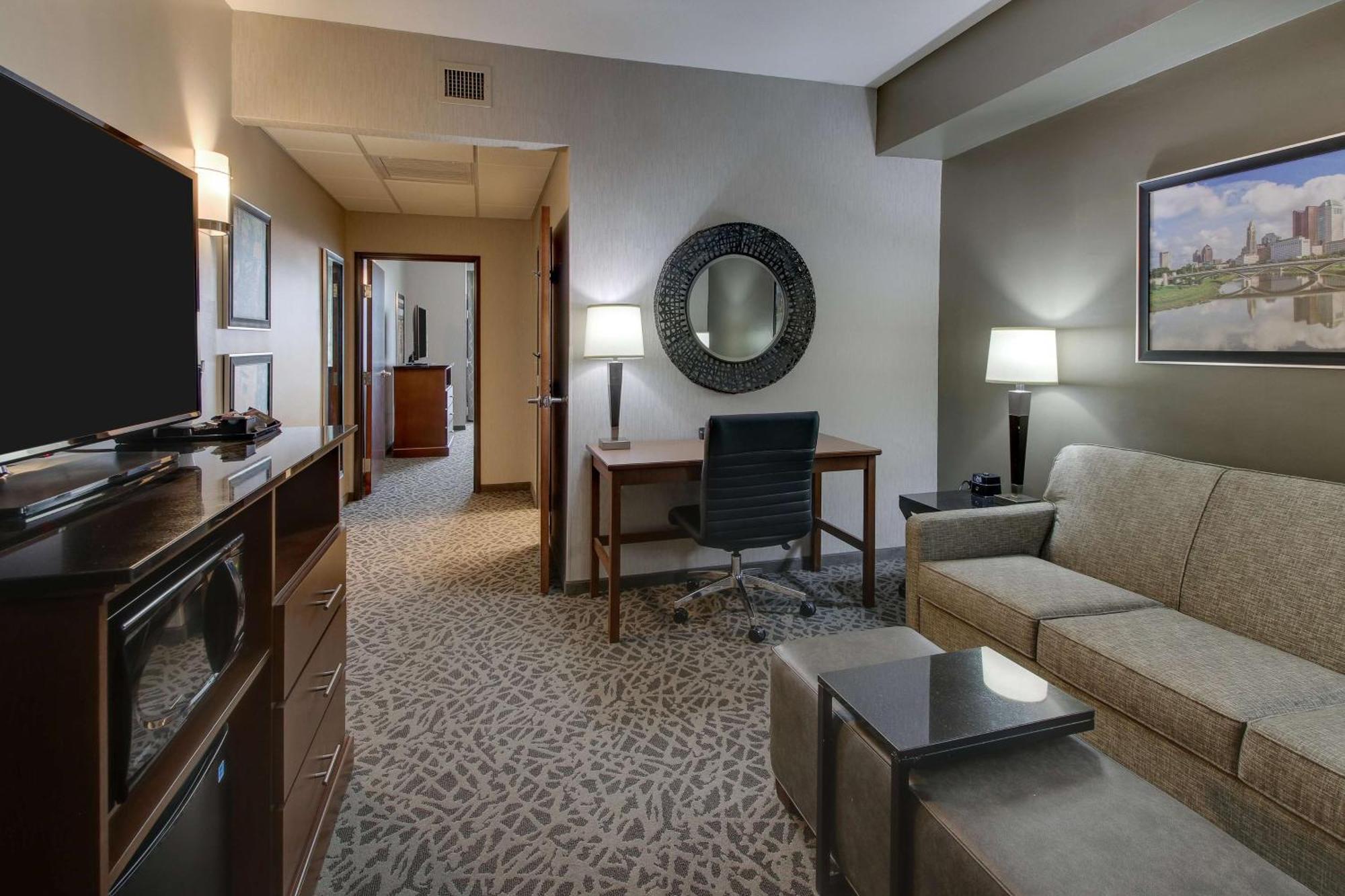 Drury Inn & Suites Cleveland Beachwood Buitenkant foto